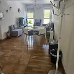 Parke By Ruva Апартаменты Рентерия